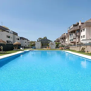 Ven Descansa Y Conoce Málaga